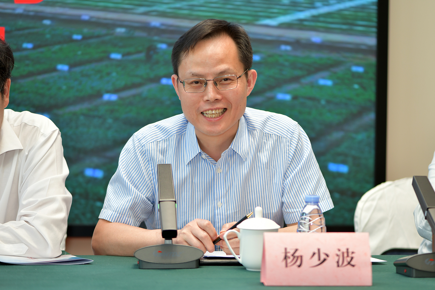 杨少波副校长讲话(记者-刘涛-摄)